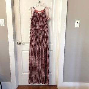 Women’s LOFT Maxi Dress Size M. Coral and Navy chevron pattern.